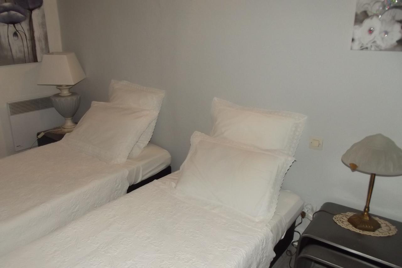 Mas De La Coucourde Bed and Breakfast Paluds de Noves Buitenkant foto
